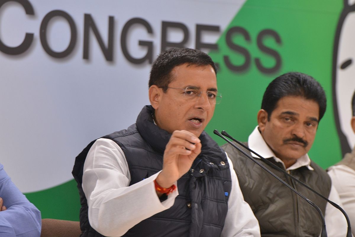 Economy is ‘sinking’, government is ‘shrinking’ savings, income of common man: Congress