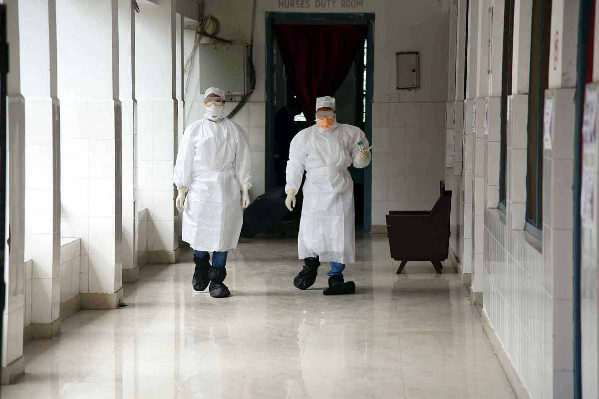 Centre issues directives to states, UTs on measures for safety of health workers