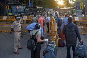 Karnataka allows taxis, autos, gives nod to open shops, parks with total lockdown on Sundays