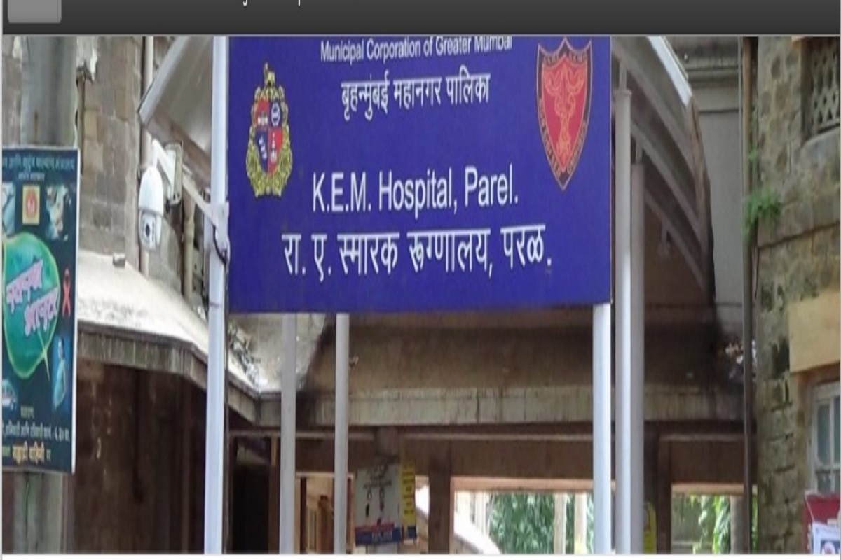 Protest at Mumbai’s KEM Hospital as staff posted at COVID-19 ward dies; allegedly denied sick leave