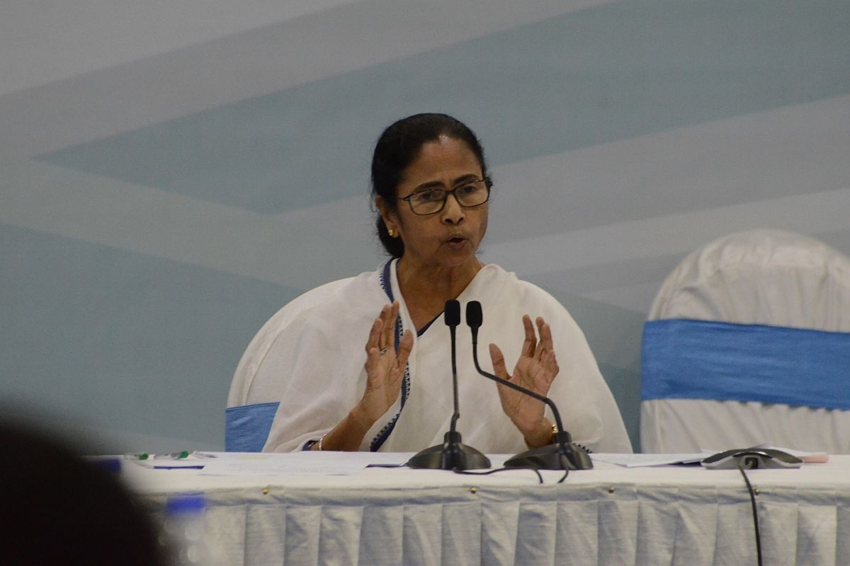 Mamata asks party leaders to take on Opp campaign