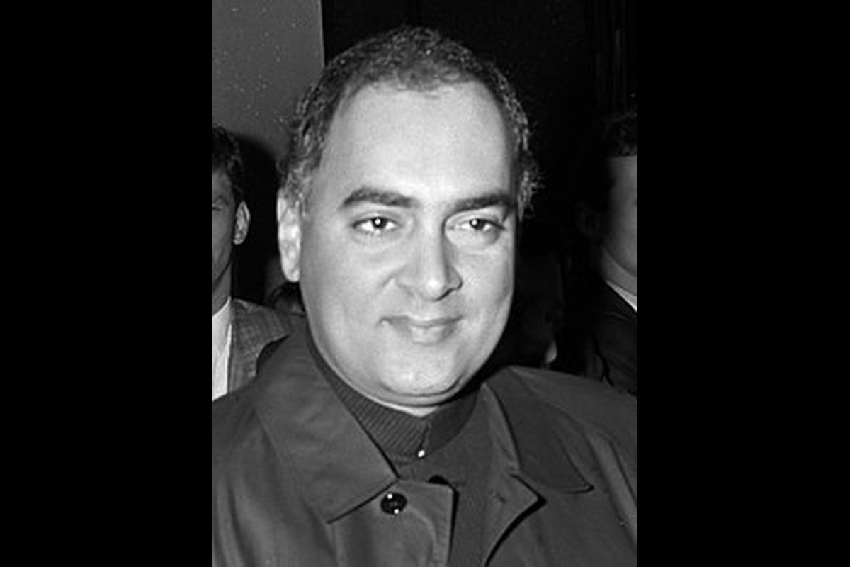 Rajiv would have built temple, saved Congress