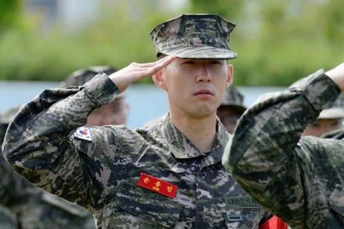 Tottenham Hotspur star Son Heung-Min successfully completes military training in South Korea