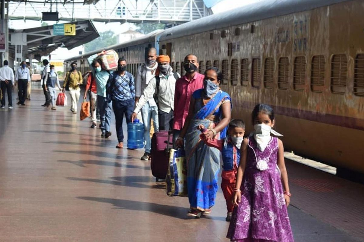 Body of migrant worker ‘found in toilet of Shramik Special train’ in UP; none reported incident, clarifies Railways