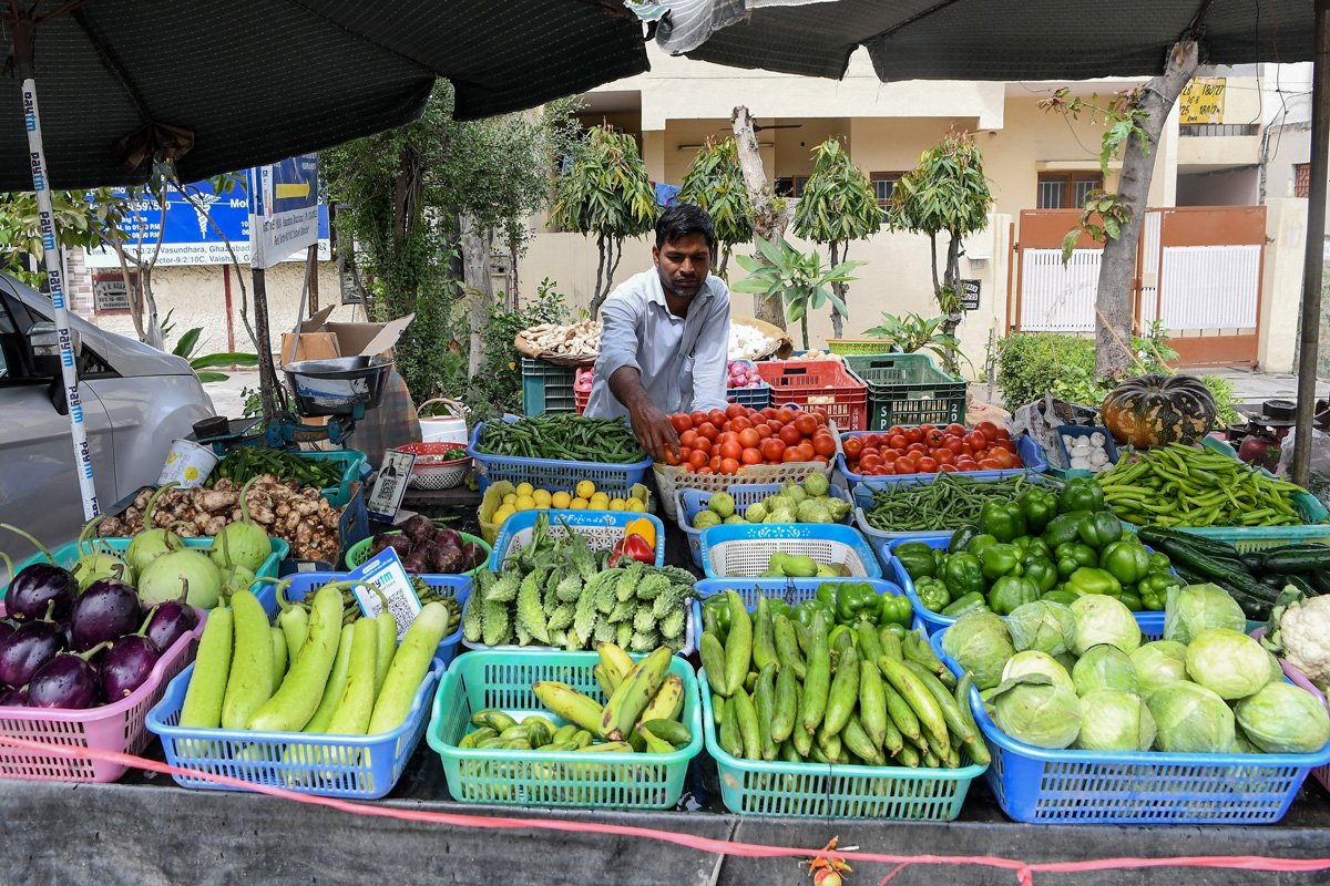 WPI: India’s wholesale prices witness deflation of 3.21% in May, but food prices rise
