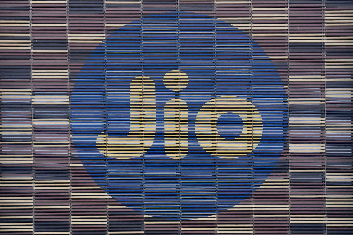 Top sovereign funds from Middle East interested in Mukesh Ambani’s Jio Platforms: Report