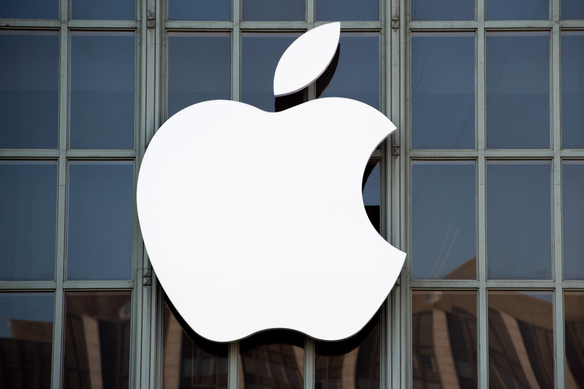Apple tops premium smartphone segment with 57% share in Q1