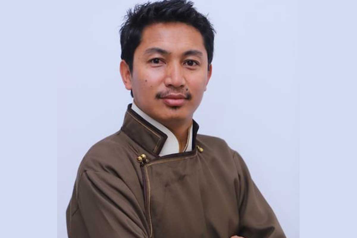 Ladakh MP visits forward areas in eastern sector