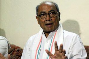 Digvijaya opts out of Cong prez poll race, to be proposer for Kharge