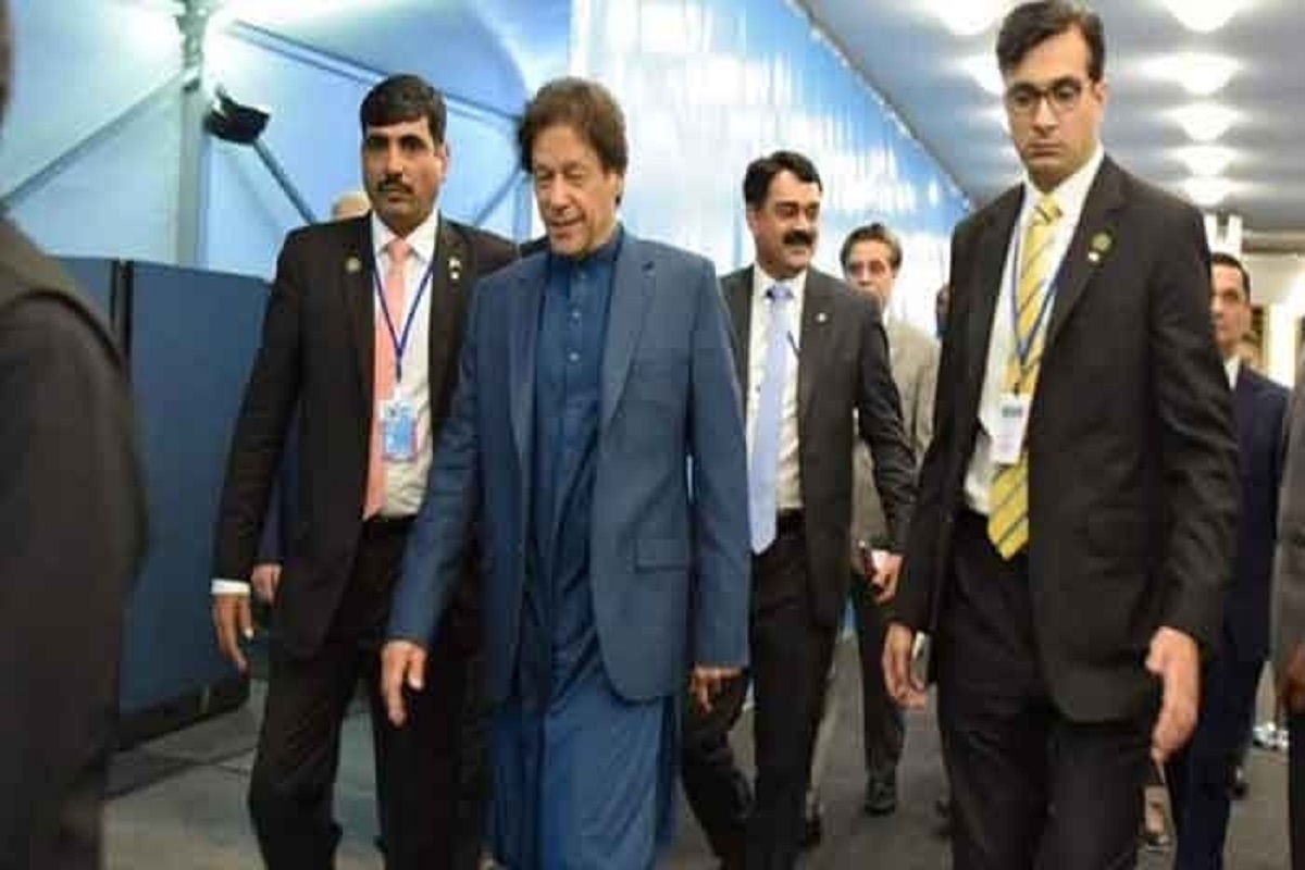 Imran Khan defends lifting Coronavirus lockdown, urges Pak to ‘live with the virus’