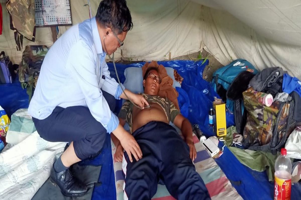 Mizoram’s doctor-turned-politician treats sick at Indo-Myanmar border