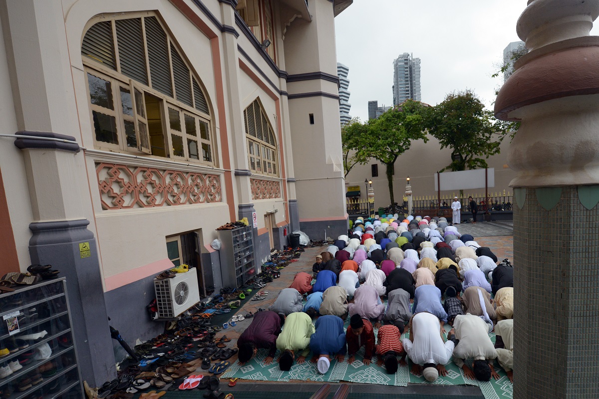 Singapore mosques to resume Friday prayers from June 26