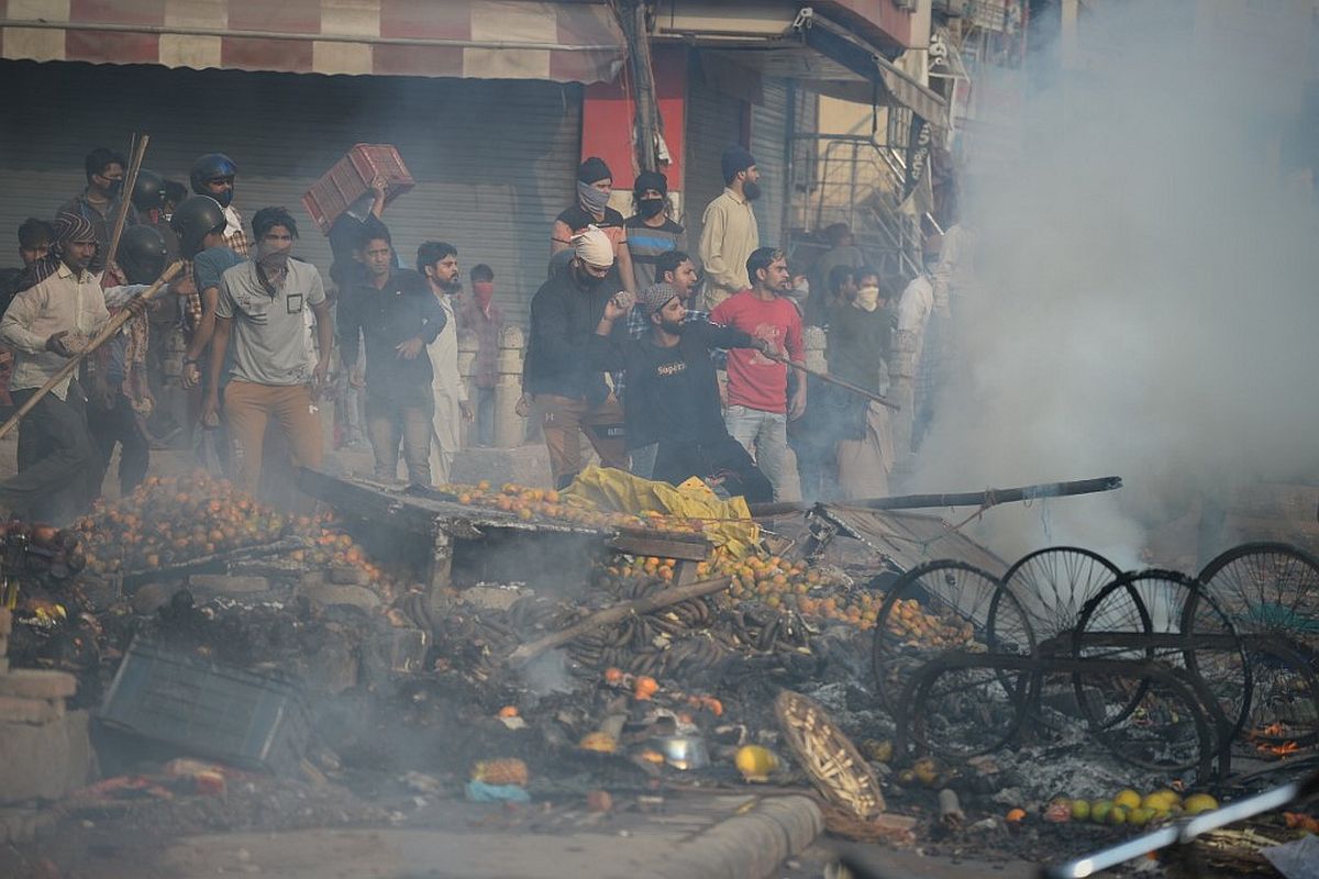 Delhi violence: Former JNU student Umar Khalid, AAP councilor Tahir Hussain named in charge sheet