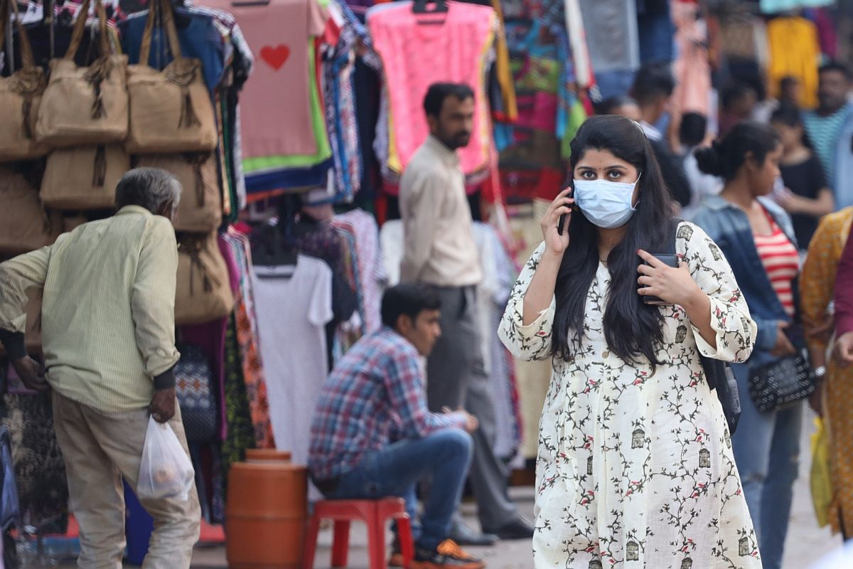 Fine of Rs 500 for spitting in public, flouting social distancing in Delhi