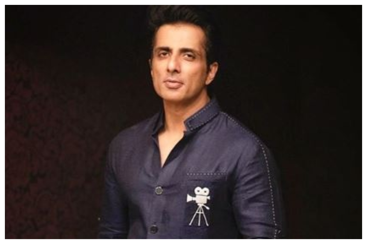 Stopped by RPF, not us: Mumbai Police on Sonu Sood not allowed to meet migrants at Bandra station