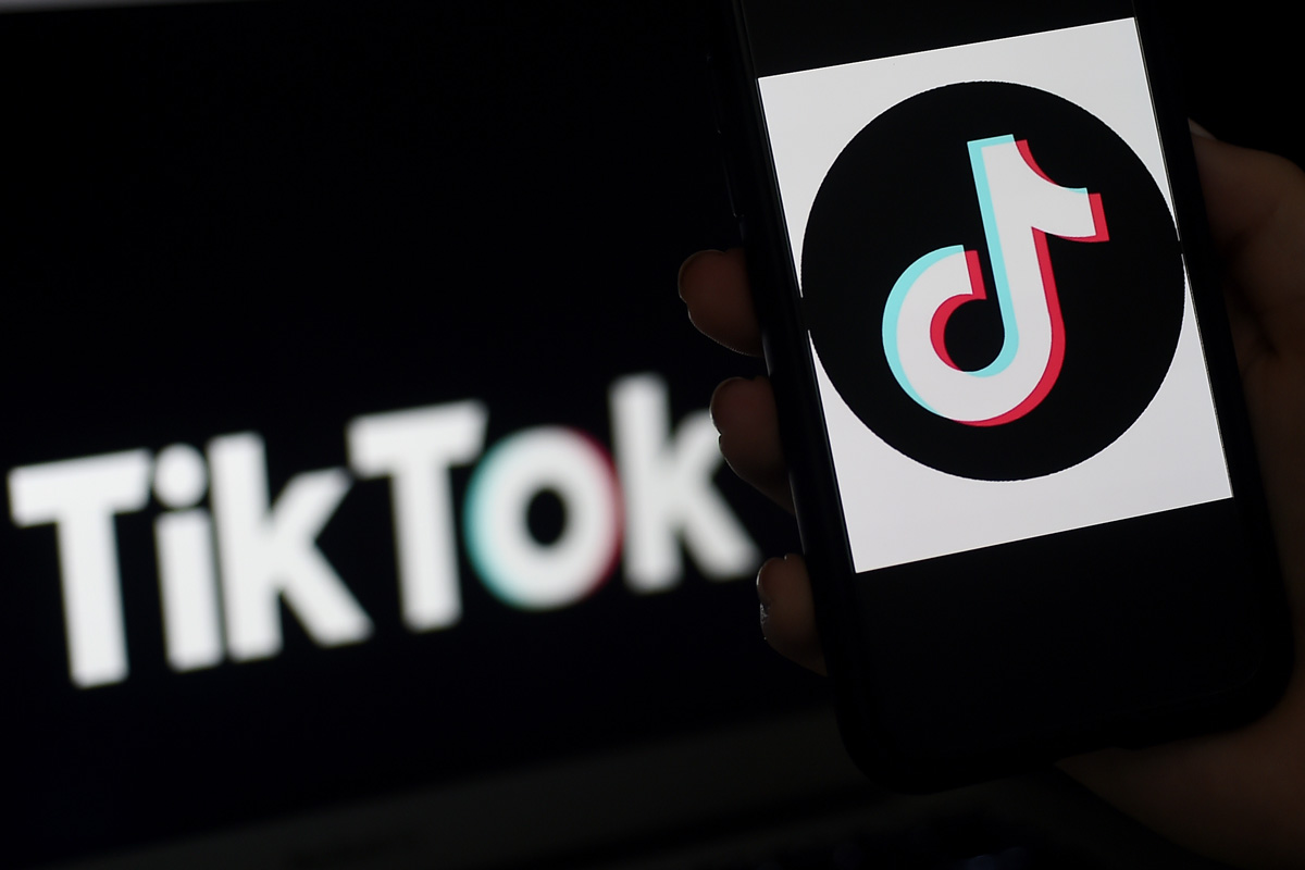 Amazon clarifies TikTok ban on workers’ phones