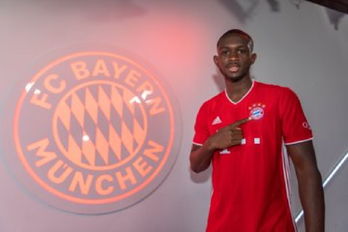 Bayern Munich sign teenage star Kouassi from PSG