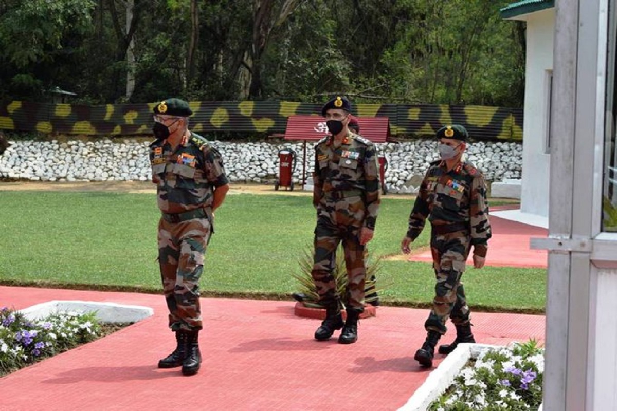 Army’s Western Command chief Lt General RP Singh reviews security situation in Jammu division
