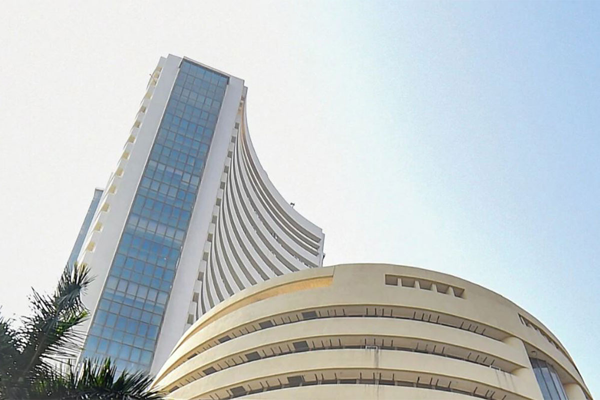 Sensex, Nifty ends lower amid weak global cues; financial stocks tumble