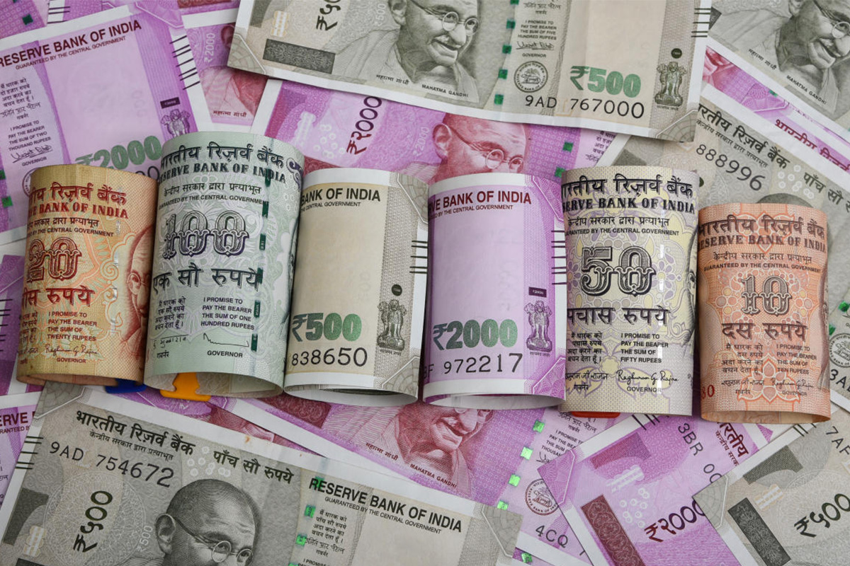 Rupee settles 2 paise down at 74.68 per USD