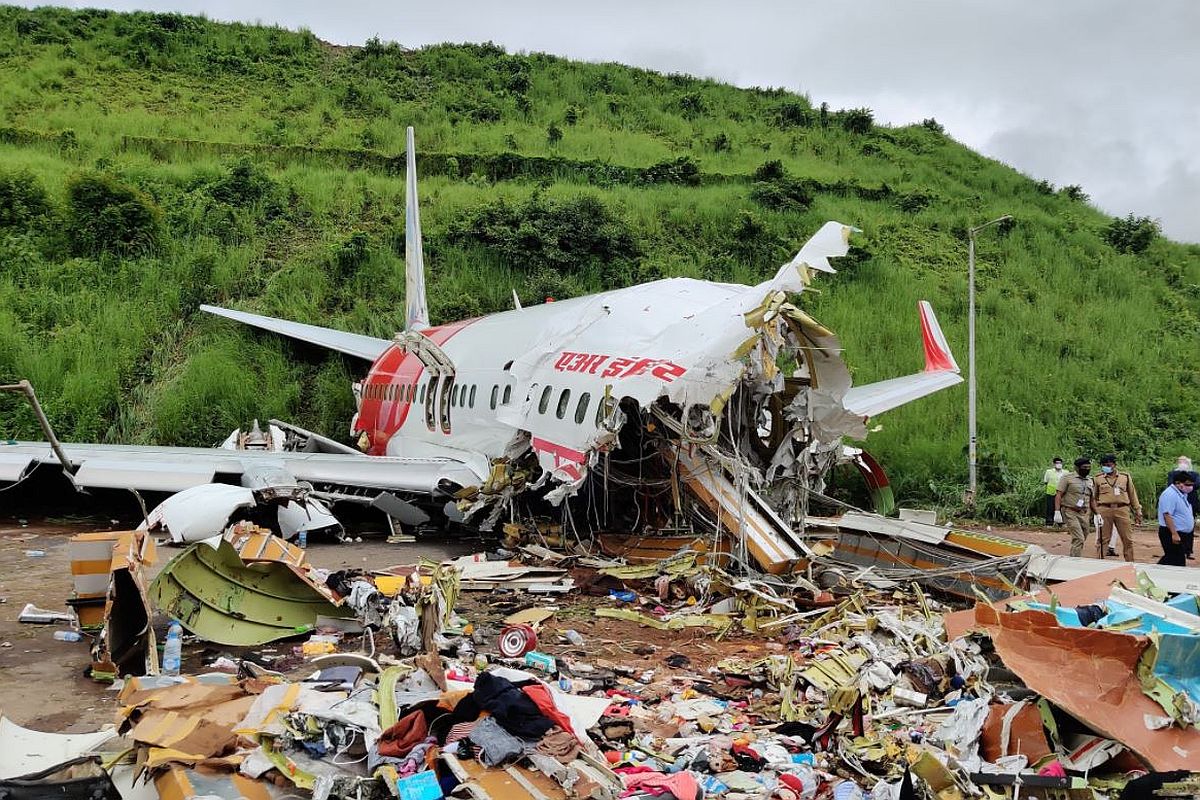 22 officials involved in rescue operation of crashed Air India flight at Kozhikode test positive for coronavirus