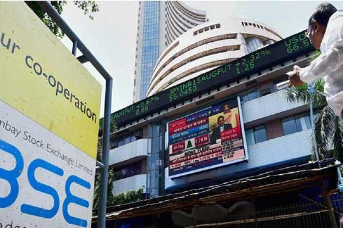 Equity indices break 4-day losing streak; Sensex gains 748 points, Nifty ends at 11,095