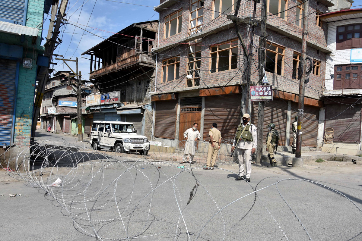 Change of guard in Kashmir