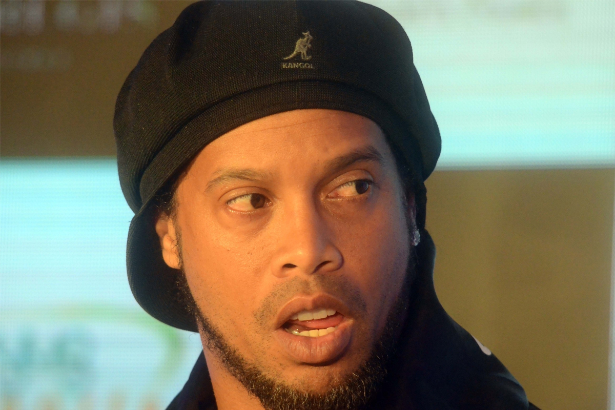Ronaldinho reaches Brazil after spending more than 5 months in detention in Paraguay