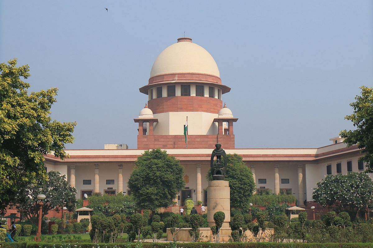 SC seeks Centre’s reply on plea to ban disinfectant tunnels to contain spread of COVID-19