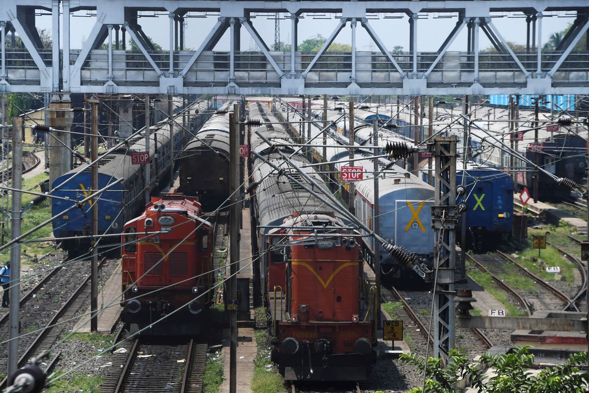 Railways set to end colonial-era ‘khalasi’ system, stops new appointments