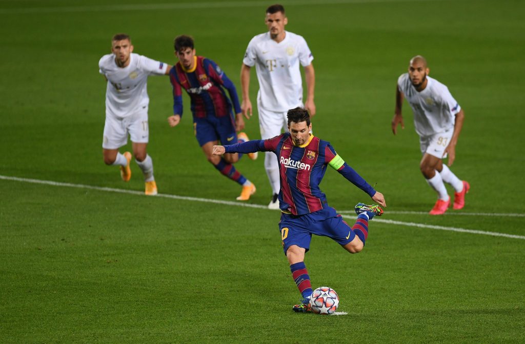 La Liga: Lionel Messi scores twice as Barcelona beat Elche 3-0 to keep ...