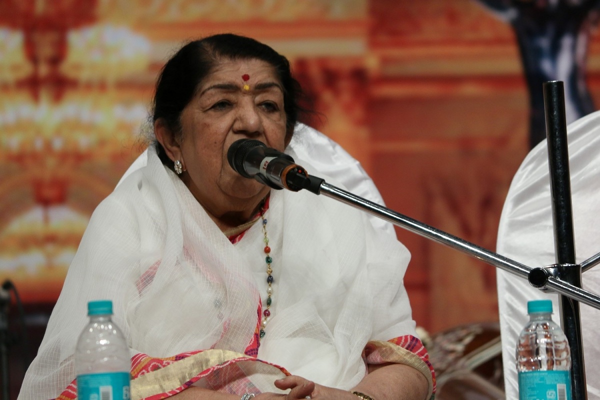 After contracting Covid-19, Lata Mangeshkar is in the ICU at Mumbai&#39;s  Breach Candy Hospital with pneumonia - The Statesman