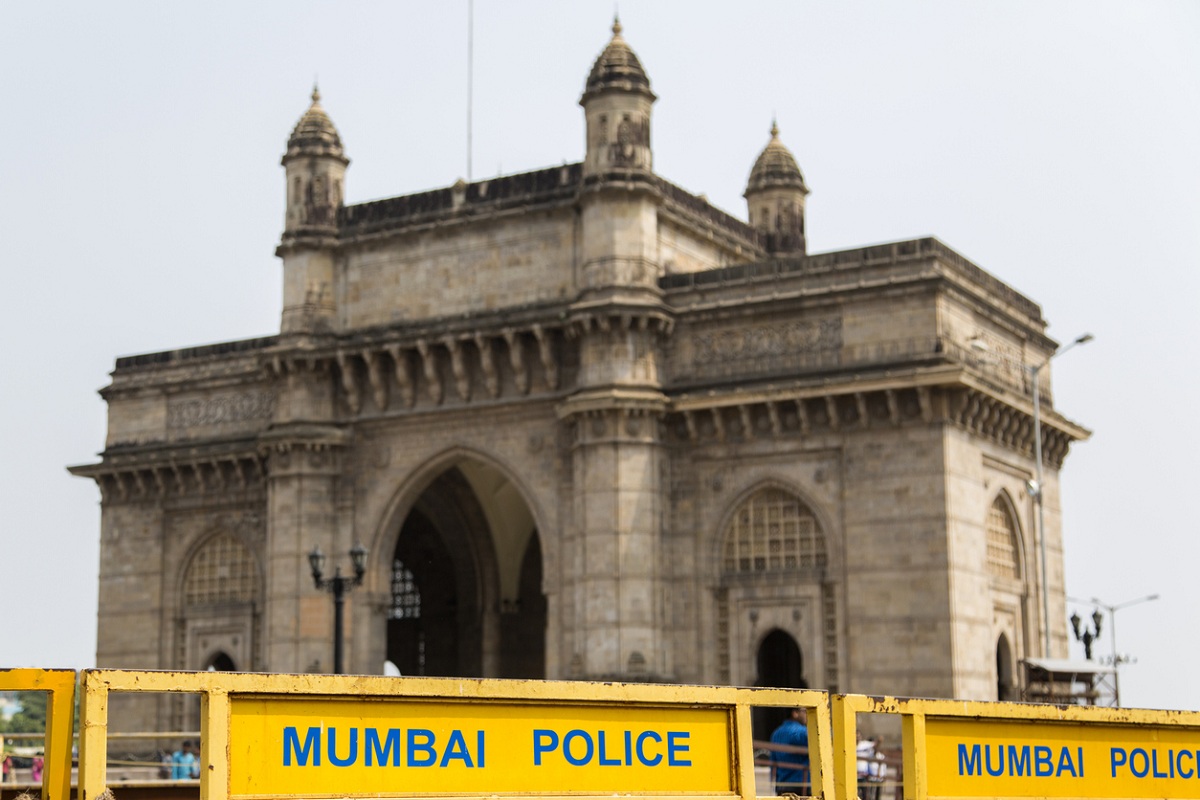 Mumbai Police arrest close aide of bookie Anil Jaisinghani in extortion case of Fadnavis’ wife