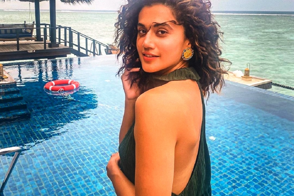 Taapsee back to work mode after Maldives break