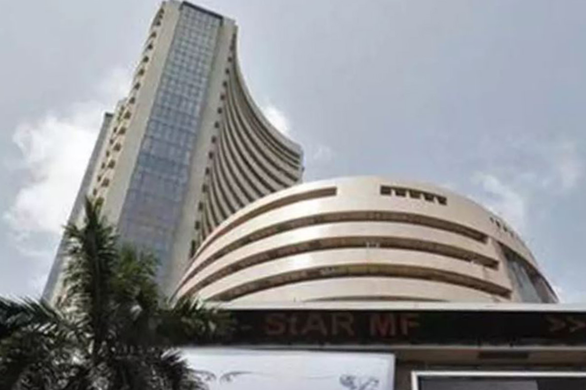 Sensex up 450 points, banking finance stocks surged