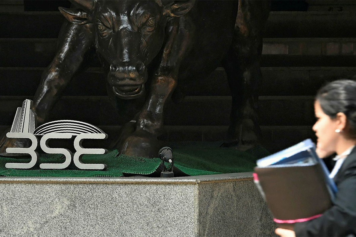 Bull run continues on Sensex for 5th day in a row; Nifty tops 11,700