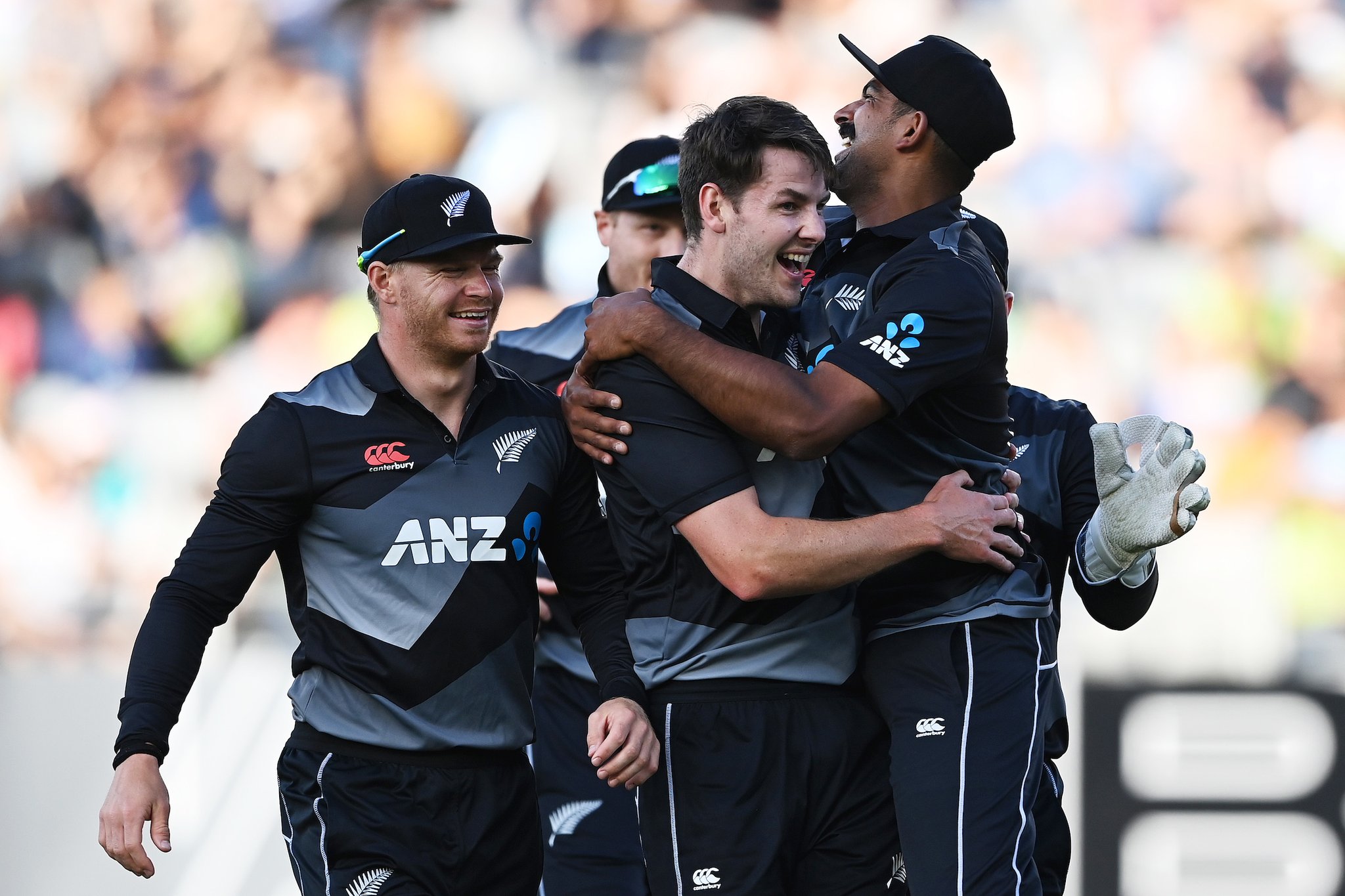 Jacob Duffy, Tim Seifert help New Zealand beat Pakistan by 5 wickets in opening T20Iby