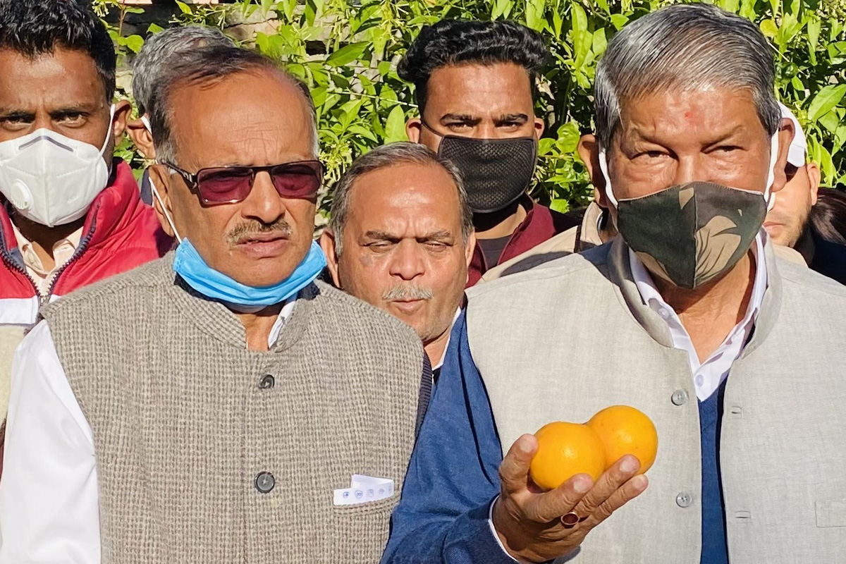 Har Da hosts citrus eating competition, hits BJP for neglecting local products