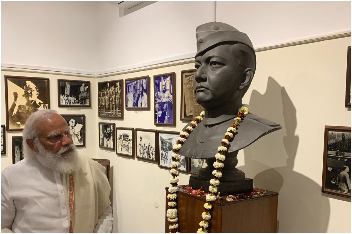 PM Modi starts Kolkata tour with visit to Netaji Bhawan; next stop National Library