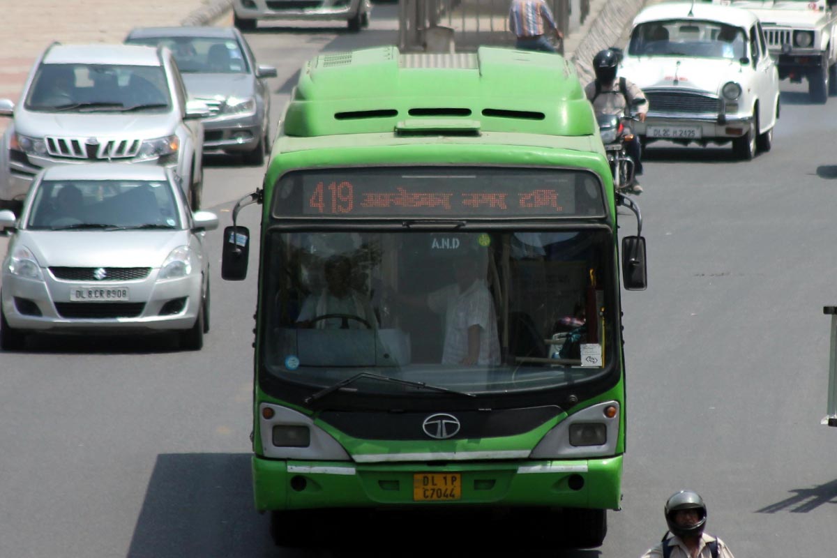 Mandatory for Transport Department and DTC officers to travel in public buses