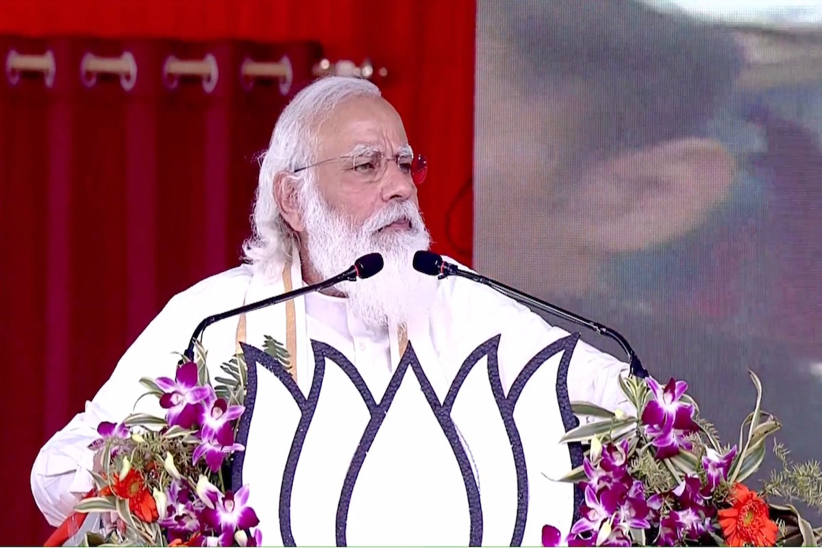 PM Modi stresses on lesser govt intervention in business