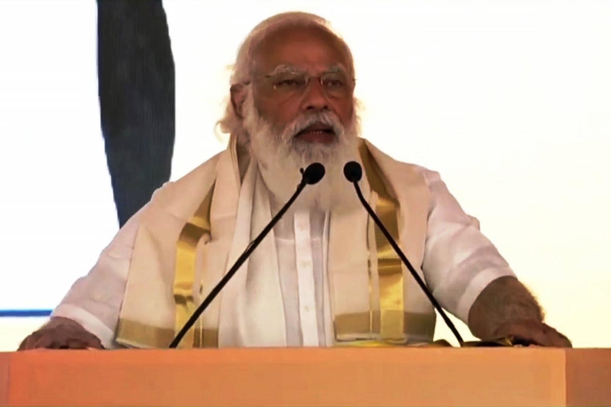 PM Modi lays foundation stone and inaugurates various projects in Kochi, Kerala
