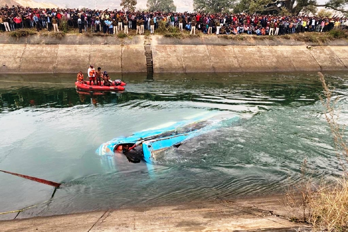 At least 30 drown as bus falls in canal in Sidhi, Madhya Pradesh