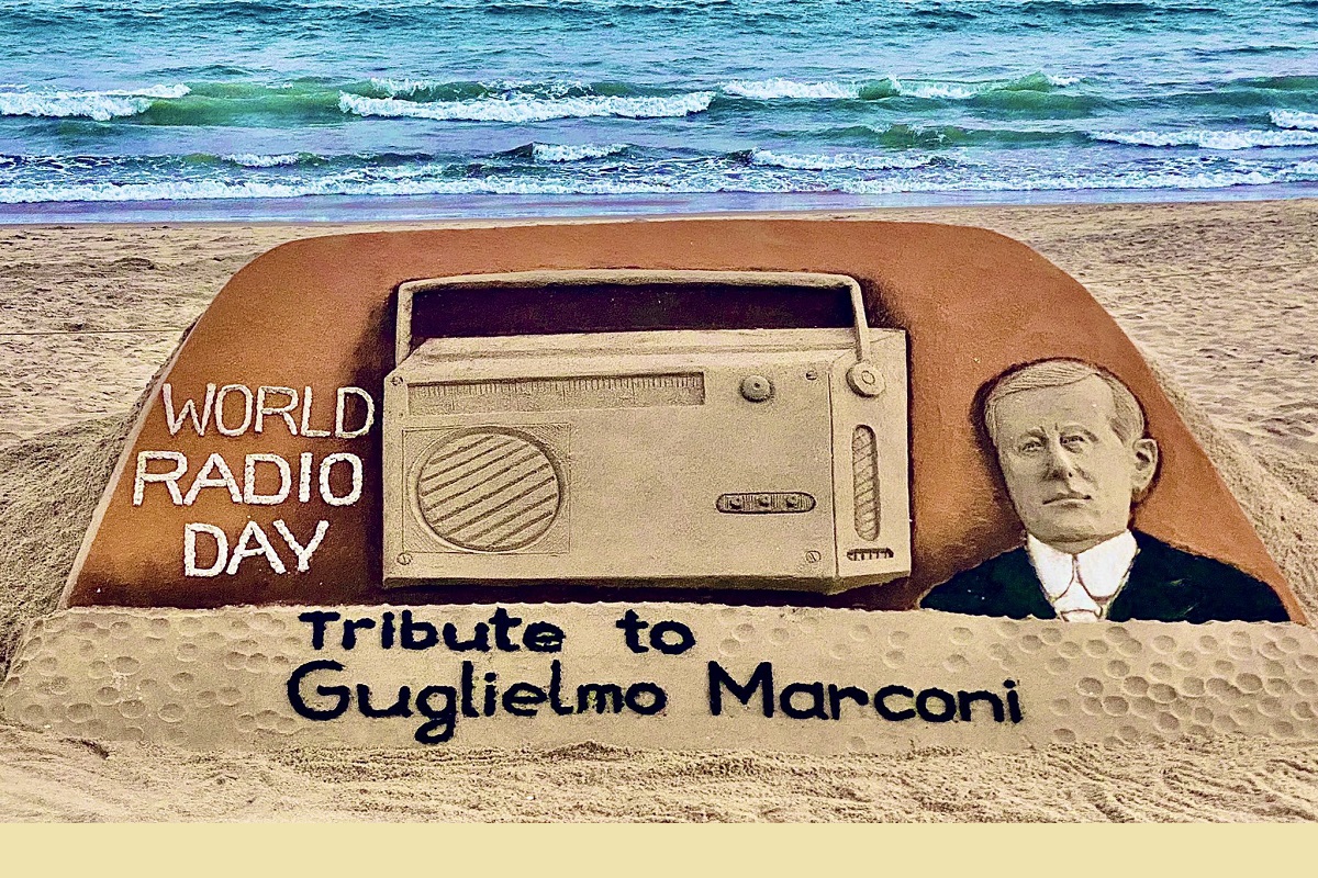 PM greets radio listeners on World Radio Day