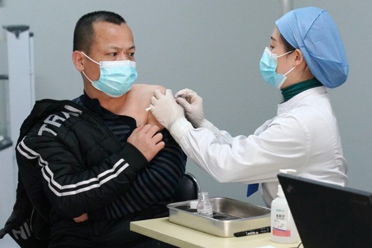 Chinese mainland reports 15 new locally transmitted Covid-19 cases