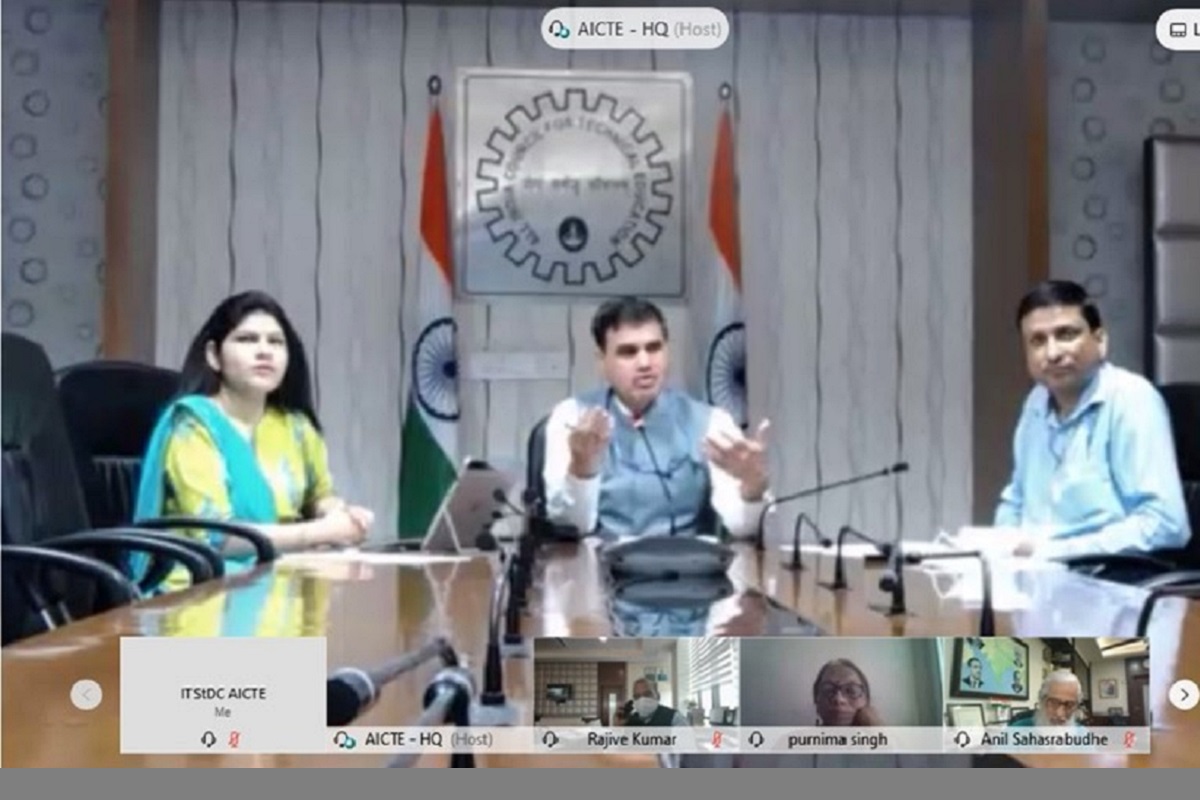 AICTE conducts session on managing stress and anxiety among students during COVID-19 pandemic
