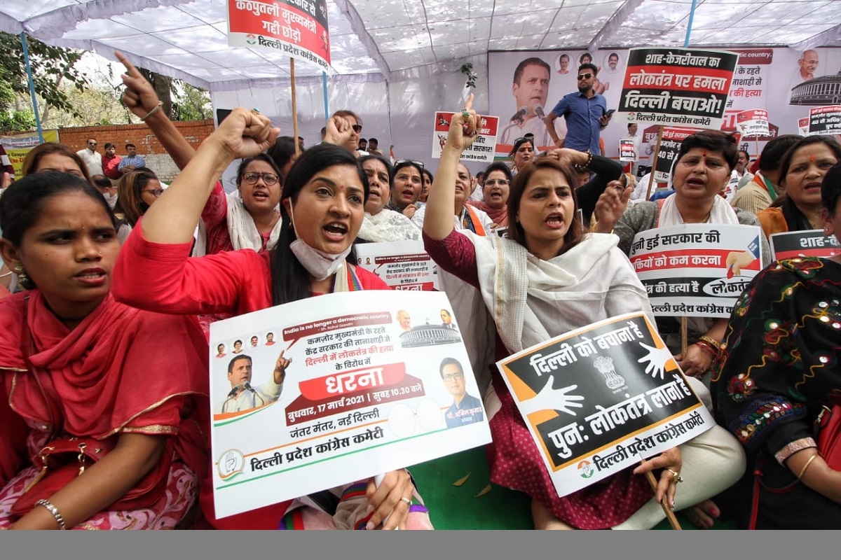 Congress slams Centre, AAP for amendments of NCTD Act