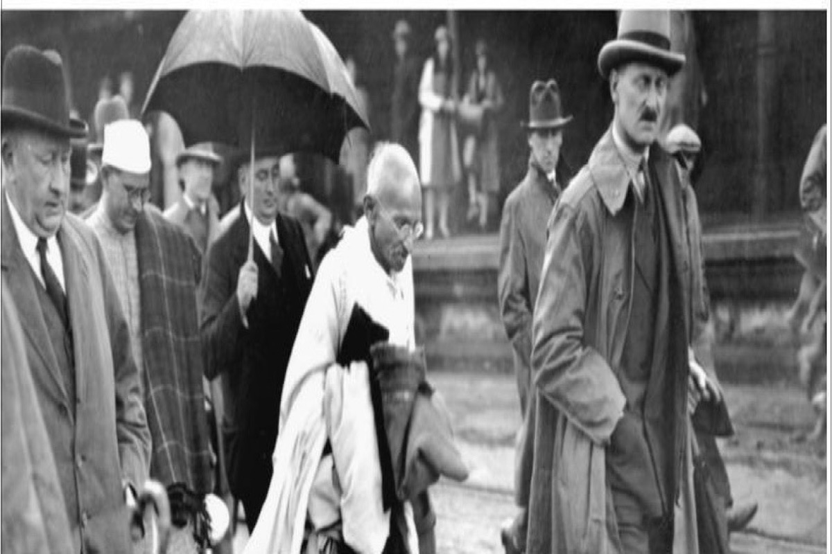 Gandhi and dress