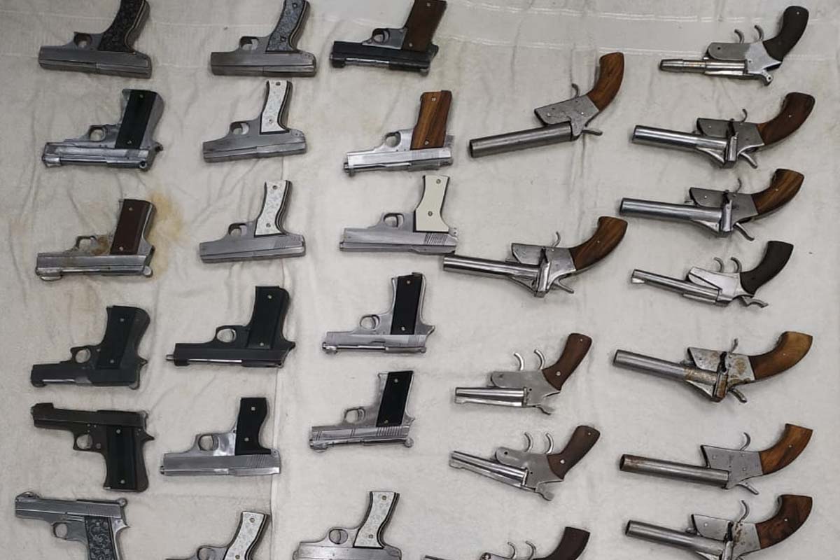 UP man held for selling illegal guns online