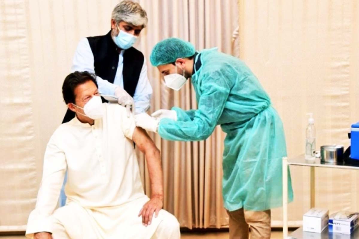 Pakistan PM Imran Khan isolates after testing Covid positive